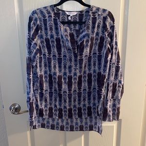 BCBG generation loose fitted shirt